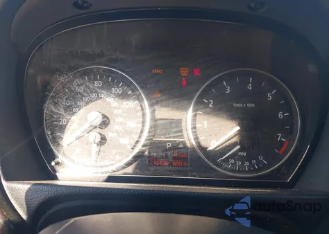 2006 BMW 325Xi из США, поврежденный, VIN WBAVD13556KV05677